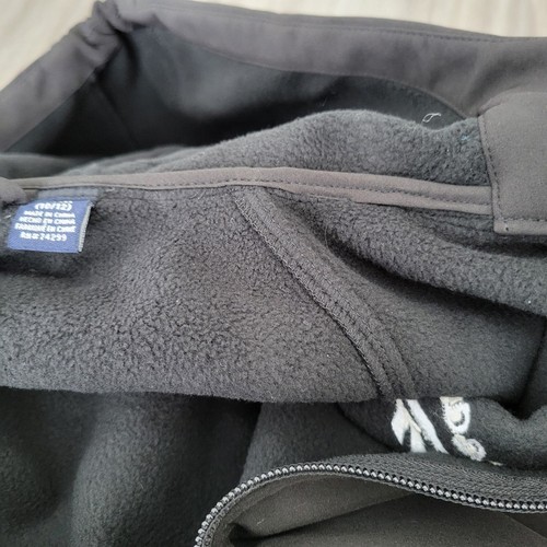 Reebok outdoor softshell full zip jacket in black Size M - Picture 2 of 8