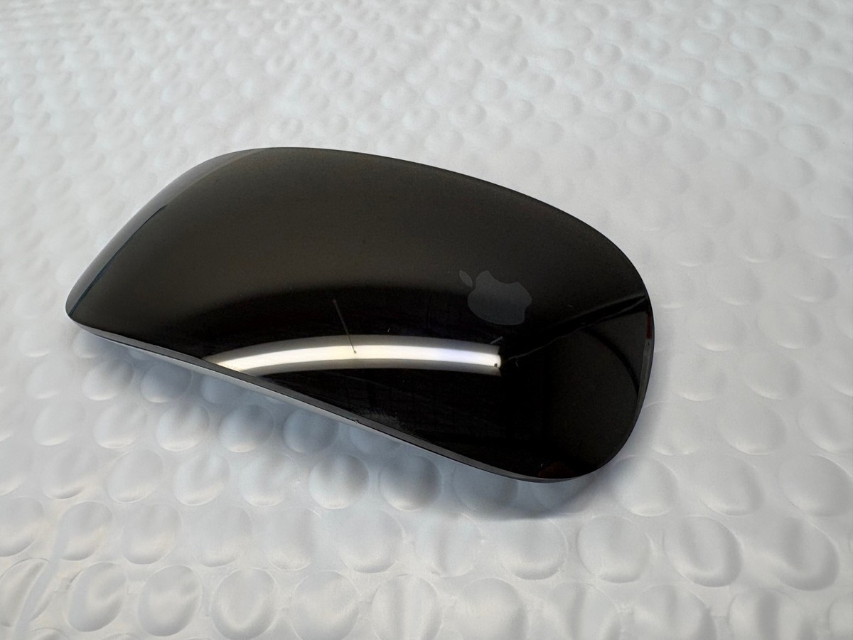 Apple A3204 Magic Mouse 2 Wireless Mouse - Black MXK63AM/A - USB-C Apple A3204 Magic Mouse 2 Wireless Mouse - Black MXK63AM/A - USB-C