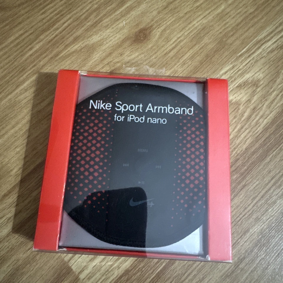 New Nike Sport Armband for Apple iPod Nano, 1-5 GEN., Black & Red, MSRP $29.00 - Image 2 of 4
