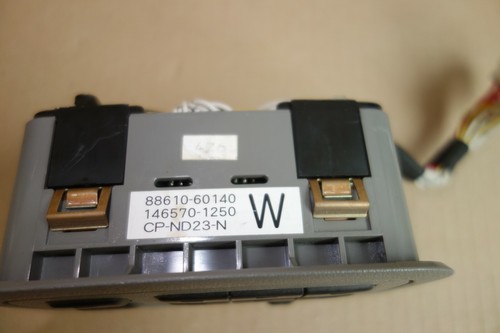 Interruptor panel climatizador 88610-60140 Toyota Land Cruiser J100 Original - Imagen 3 de 4