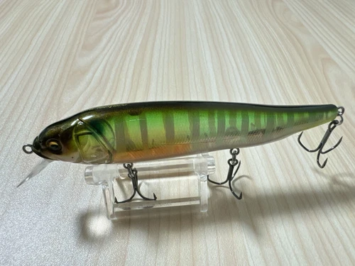 Megabass LATES FeedingWoofer 2022 Fishing Lure #AQ14