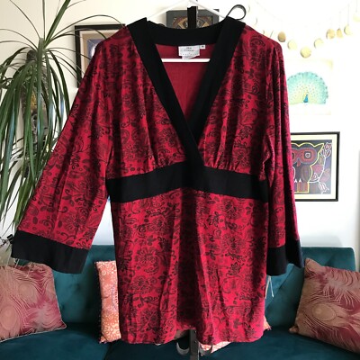 HOT COTTON by Marc Ware size M Red Black Floral Stretch Jersey Surplice Top NWT