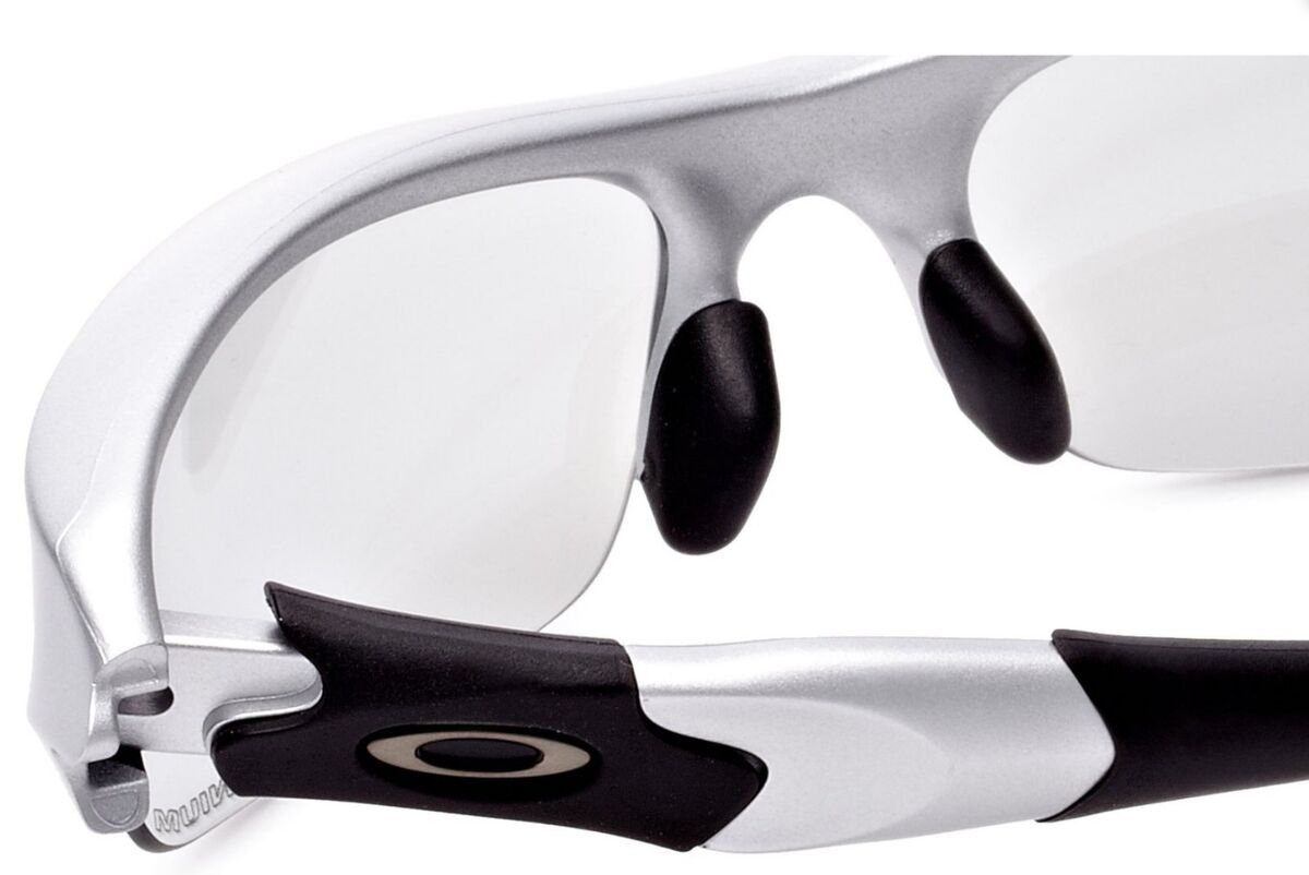 New Oakley Flak Jacket 1.0 Silver w/Titanium Clear Asian Fit New Oakley Flak Jacket 1.0 Silver w/Titanium Clear Asian Fit