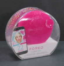 Foreo Luna FoFo Fuchsia Smart Beauty Facial Cleansing Brush New in Sealed Case