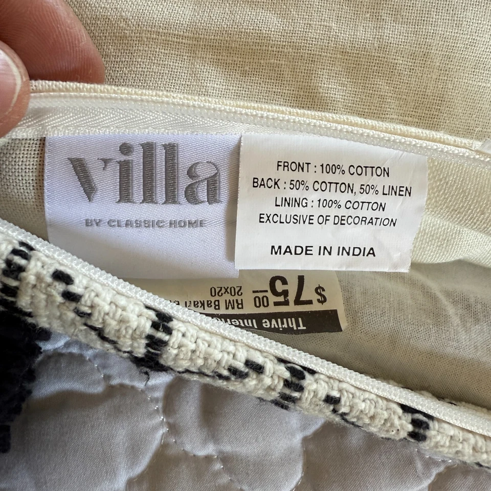 2 - Villa By Classic Home 20 英寸 x 20 英寸枕头套亚麻/棉球球新品! — 第 4/4 张图片