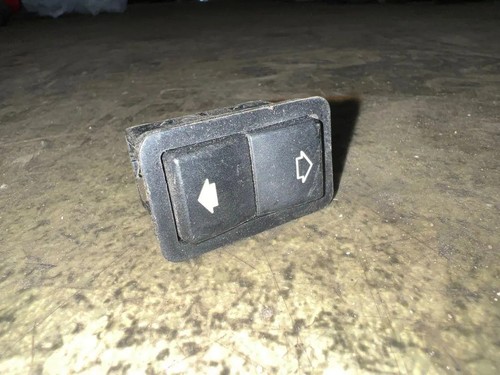 BMW 5 Touring E39 Fensterheber Schalter Vorne rechts 8368974 3.00 33970519