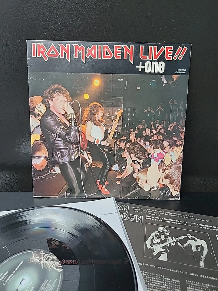 Iron Maiden Live!! +One OG 1980 1st Japan Press W/Insert VG+/NM- Wax Foto 2 de 4