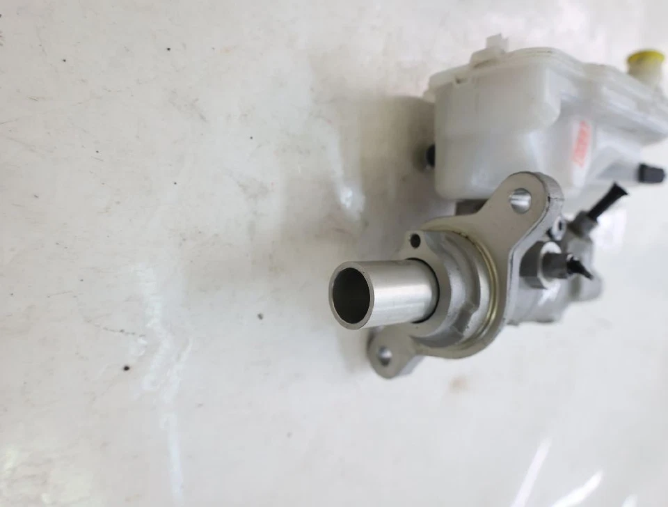 Cilindro de freno de Maestro Mercedes CITAN KASTEN W420 1.5 85 kW 116 HP 94405 - Imagen 2 de 4