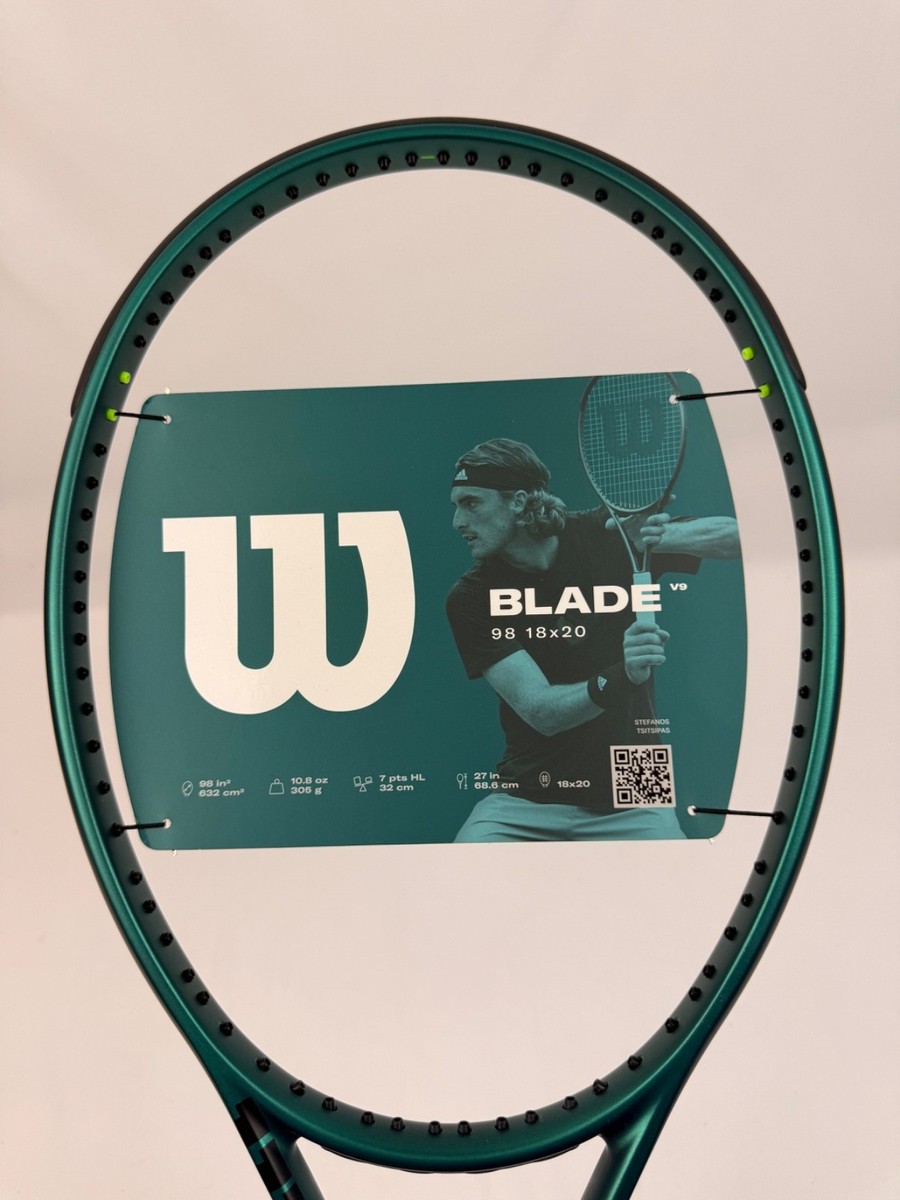 NEW Wilson Blade 98 V9 18x20 Signed by Stefanos Tsitsipas, 4 3/8
