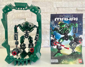Bionicle Toa Mahri Set of 6:   8910 - 8915 w/Frame & Most w/Manuals