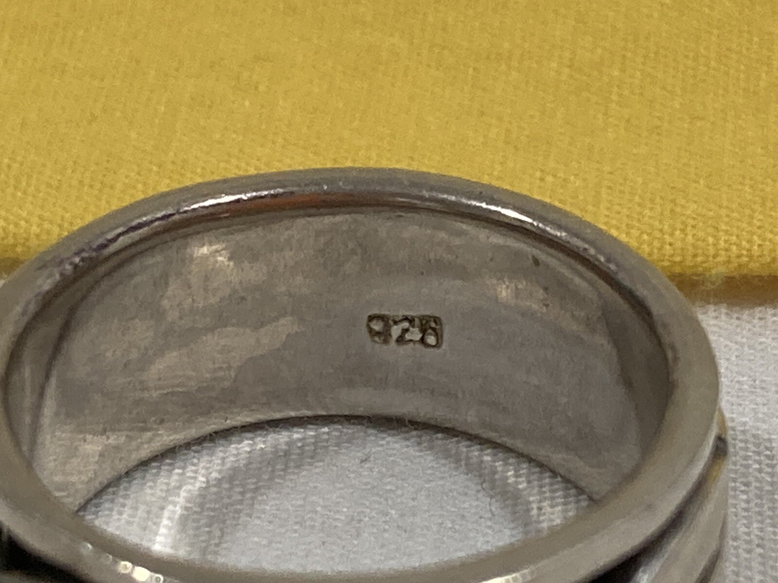 Vintage SIGNED Geometric Wavy Pattern SPINNER Ste… - image 3