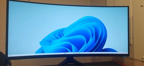 Alienware 34" Curved QD-OLED Gaming Monitor - AW3423DWF