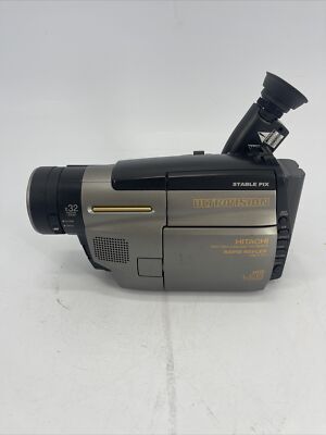 Hitachi VM-H825LA Hi-8 8mm Video Camera Camcorder with Case FOR