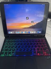 TIK TOK Model: iPad Version: iPADOS 18.11