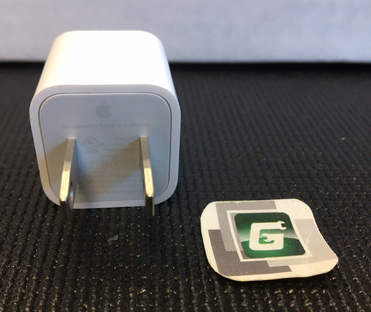 Apple 5W USB Wall Charger Cube Power Adapter iPhone White A1385 Genuine USED