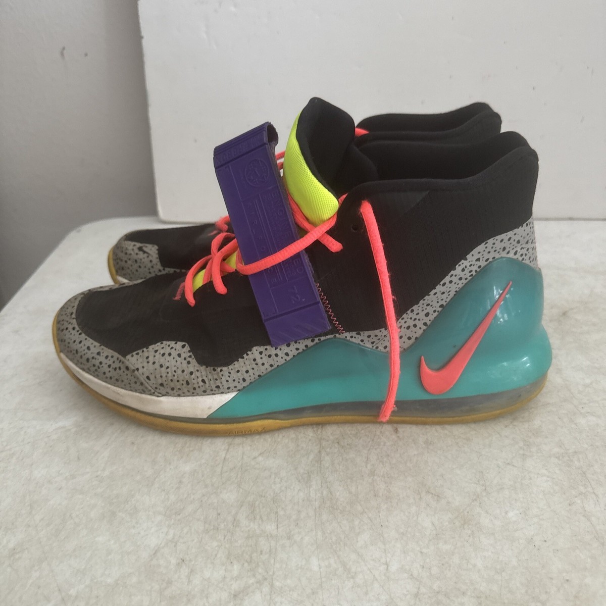 nike air force max black hot punch
