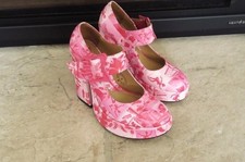 JOHN FLUEVOG Saudade Newsprint Pink Lasting Impressions Platform Mary Heels 8