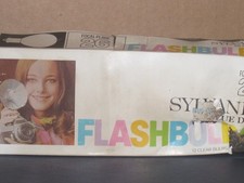 Vintage Sylvania Blue Dot FP 26 Flashbulbs 12 Unused Original Box
