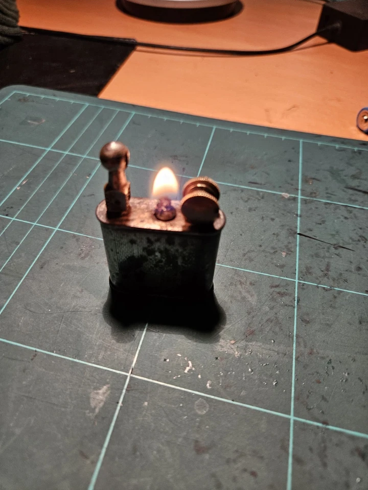 Antikes Liftarm Benzinfeuerzeug ähnlich Flamidor mit Reservetank - Bild 4 von 4