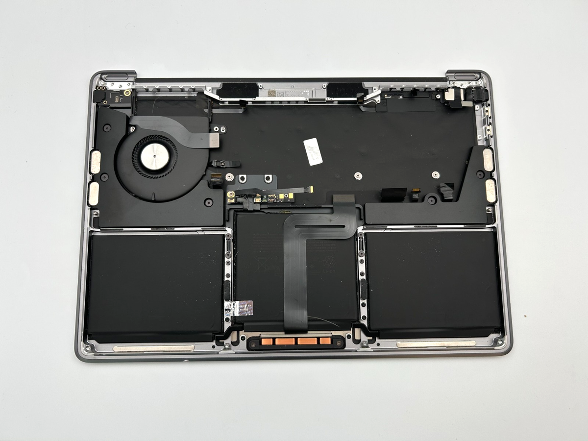 Genuine Apple MacBook Pro 13” M1 A2338 2020 Palmrest Top Case