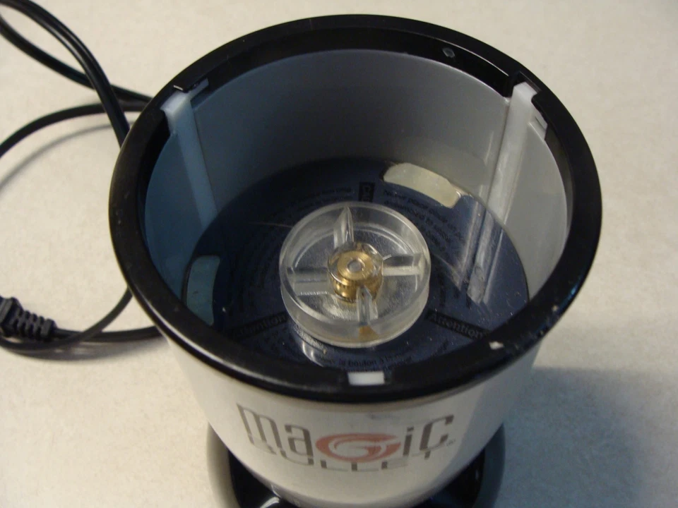 Batidora y batidora personal Magic Bullet, 17 piezas + 3 libros de recetas Foto 3 de 4