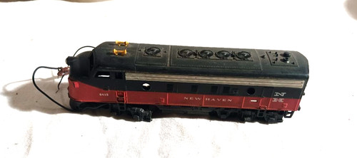 Locomotora diésel Mantua/Tyco New Haven #0418 calibre HO no funciona | Zustand: Used