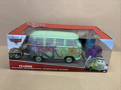 2017 Jada 1/24 Disney Pixar Cars: Fillmore With Oil Barrels RARE 98492