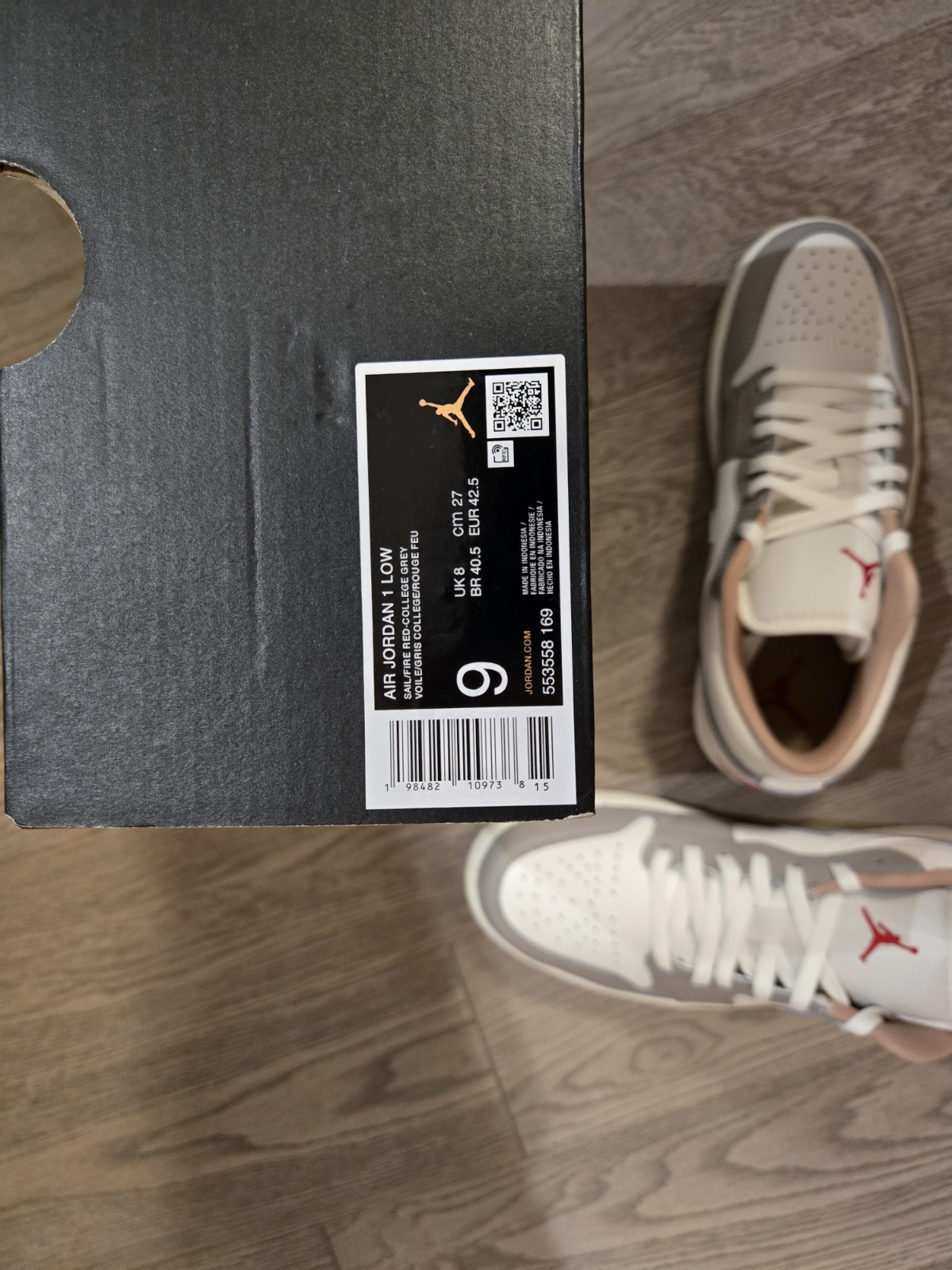 Air Jordan 1 Low Sail/Fire Red-College Grey BRAND NEW Men's Size US 9 thumbnail 4