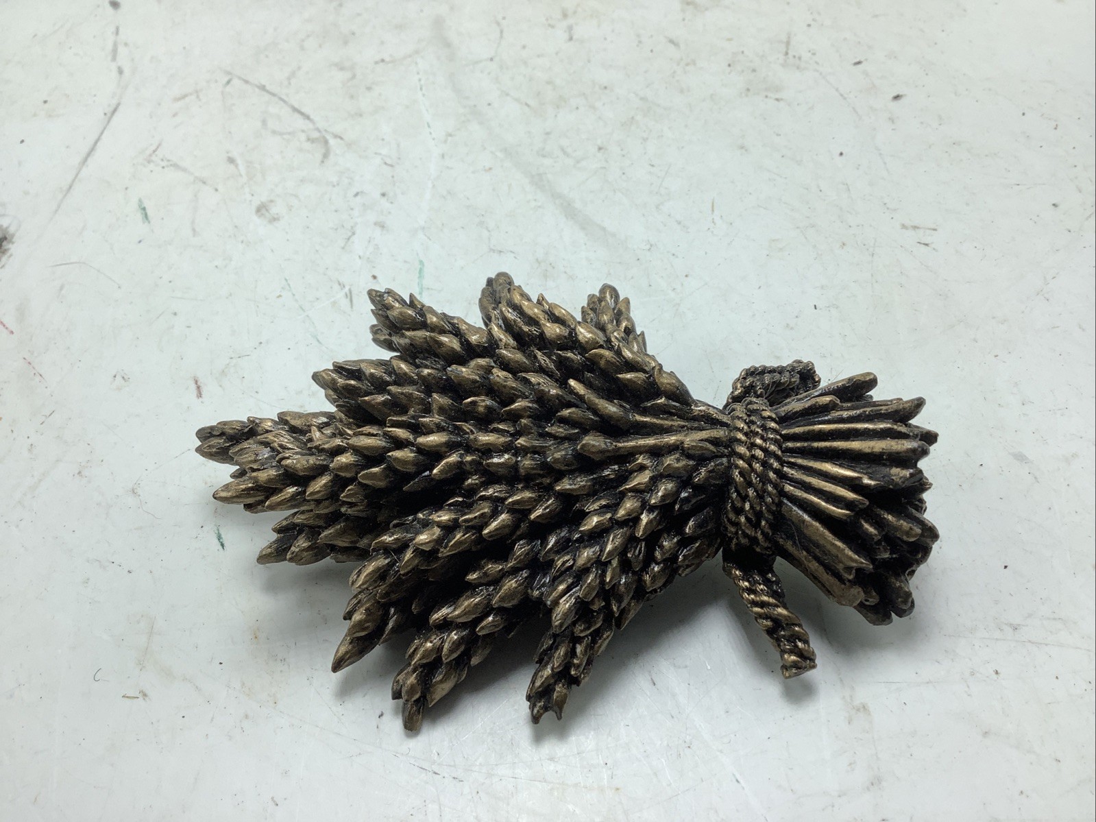 Batesville Life Symbols Funeral Casket Wheat Medallion 1999