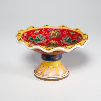 Chinese Republic Faience Famille Rose Foo Dog Yellow Red Pedestal Bowl Antique