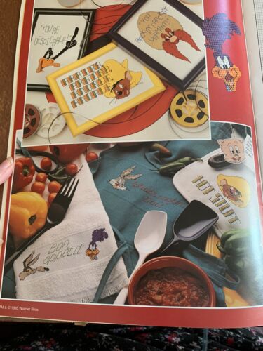 LEISURE ARTS The Official Looney Tunes Cross Stitch Book Pattern Designs 1995 VG - Picture 3 of 4