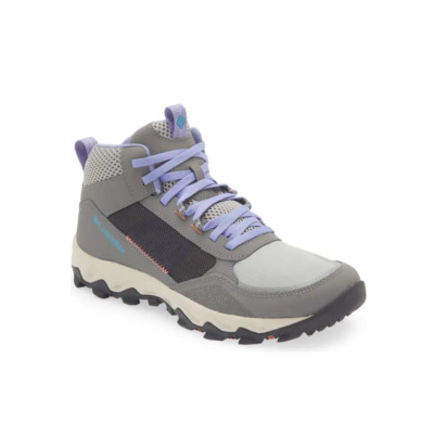 Women s Columbia Flow Centre  All-Terrain Boots / Size-7