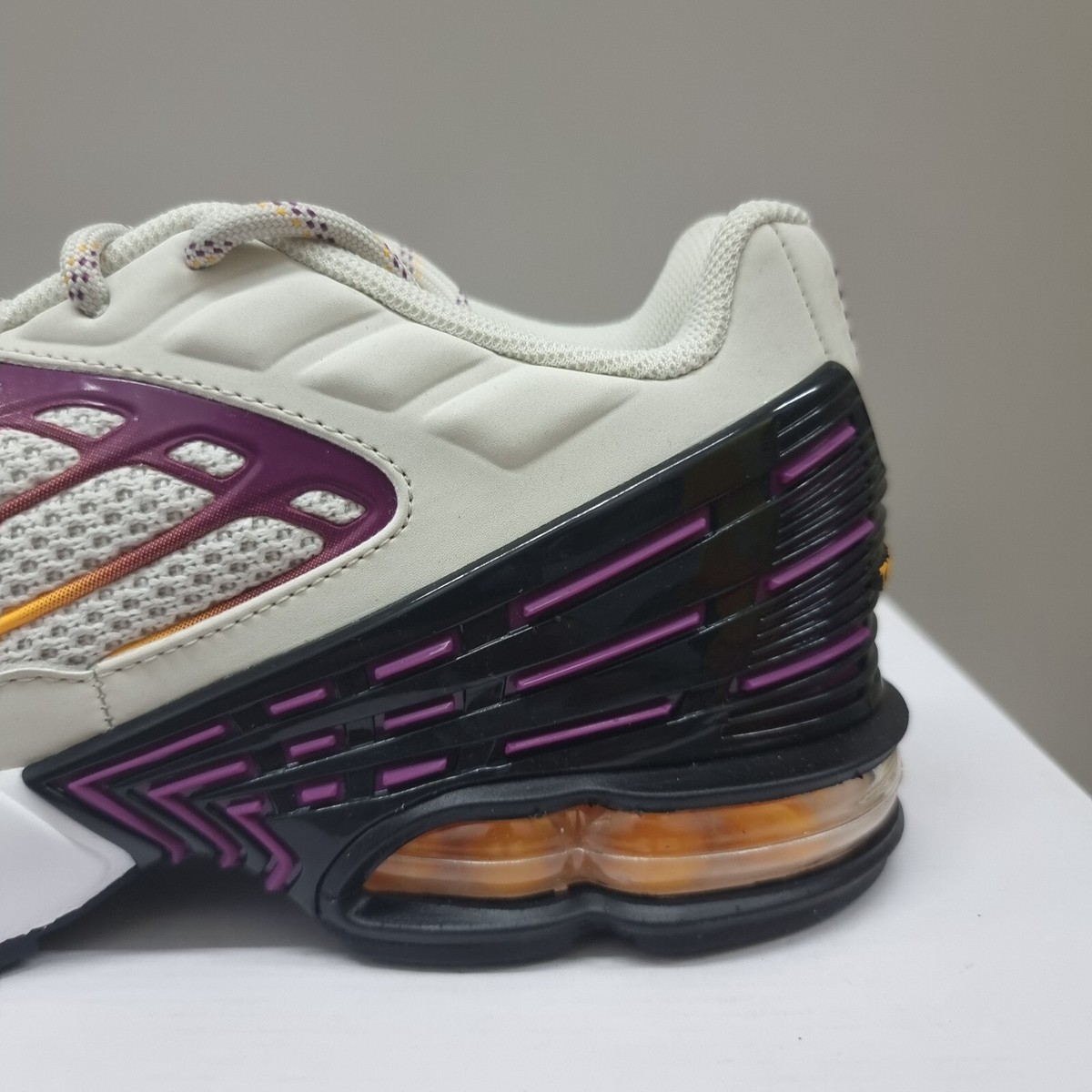 NIKE AIR MAX PLUS III TN TUNED 