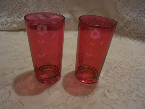2 Cranberry cut-to-glass 12 oz Tumbler Glasses - Picture 4 of 4