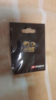Edmonton Oil Kings (Western Hockey League) original logo lapel pin