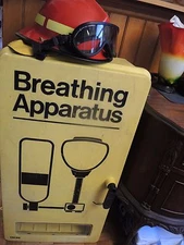 Scott Industrial SCBA Safety Air Pack 2216 PSI Firehouse Decor Mancave Encon Cab