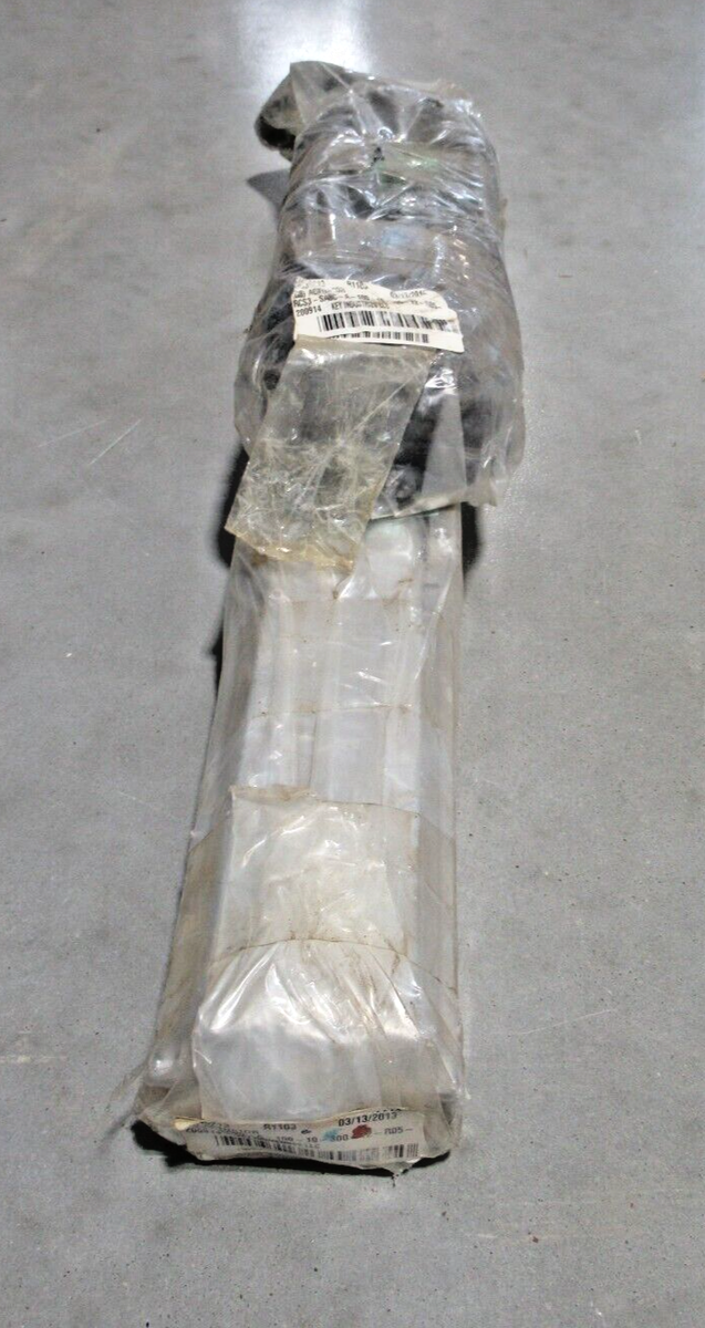 IAI RCS3-SA8C-A-100-10-300-T2-R05-A3S-B G8 IAI Actuator *NEW IAI RCS3-SA8C-A-100-10-300-T2-R05-A3S-B G8 IAI Actuator *NEW