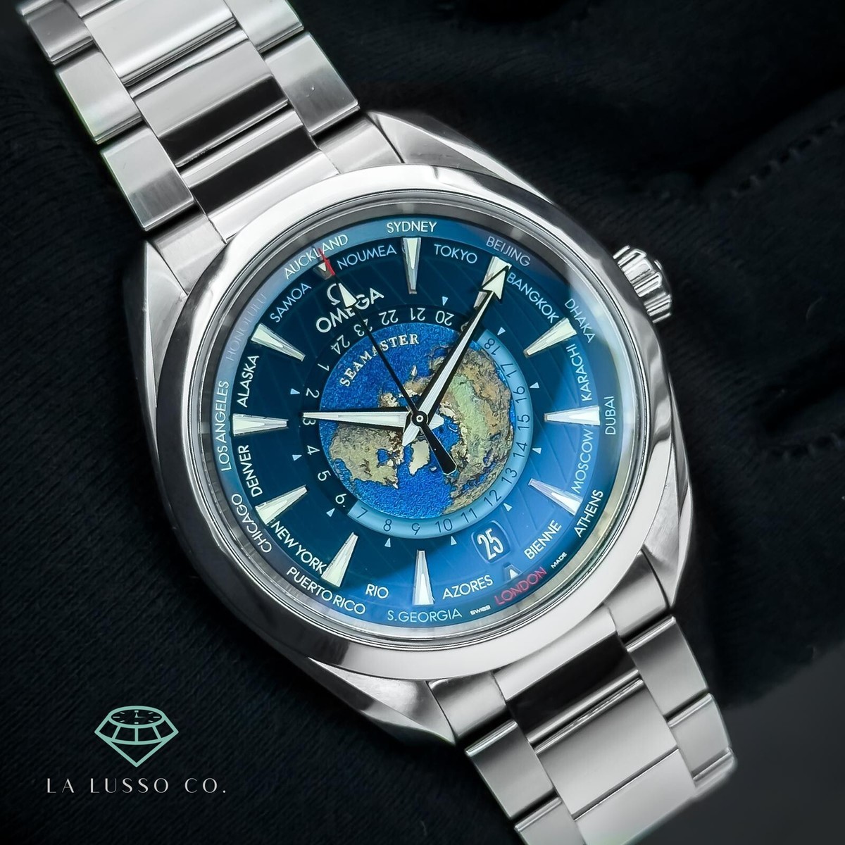 Omega Seamaster Aqua Terra 150M GMT Worldtimer 220.10.43.22.03.001