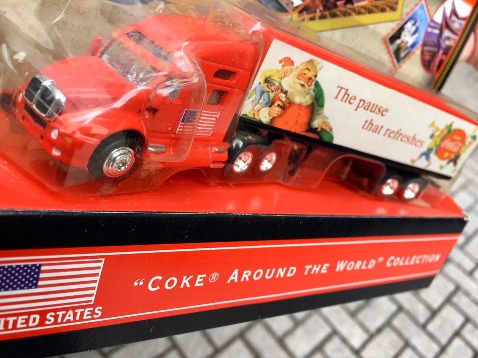MATCHBOX 1:64 COCA-COLA KENWORTH T-2000 Nuovo E Sigillato - Immagine 2 di 4