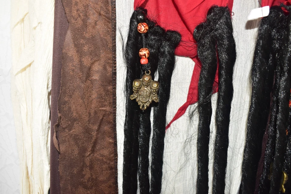 Disney Piratas Caribeño Jack Sparrow Rastas Disfraz Halloween Crucero L Foto 2 de 4