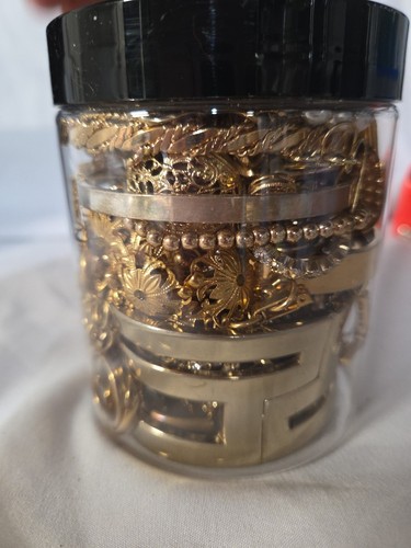 Mystery Jewelry Jar "Goldy Locks" - 16oz of Beautiful, Gold Tone Jewelry! - Picture 2 of 15