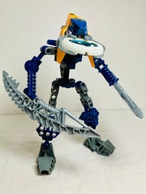 LEGO Bionicle 8602 Toa Nokama, 8615 Vahki Bordakh, & 8726 Matoran Dalu Complete