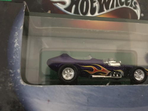 1/64 HOT WHEELS 100% HOT WHEELS INVADER Purple w/Flames Real Riders b206 - Picture 3 of 6