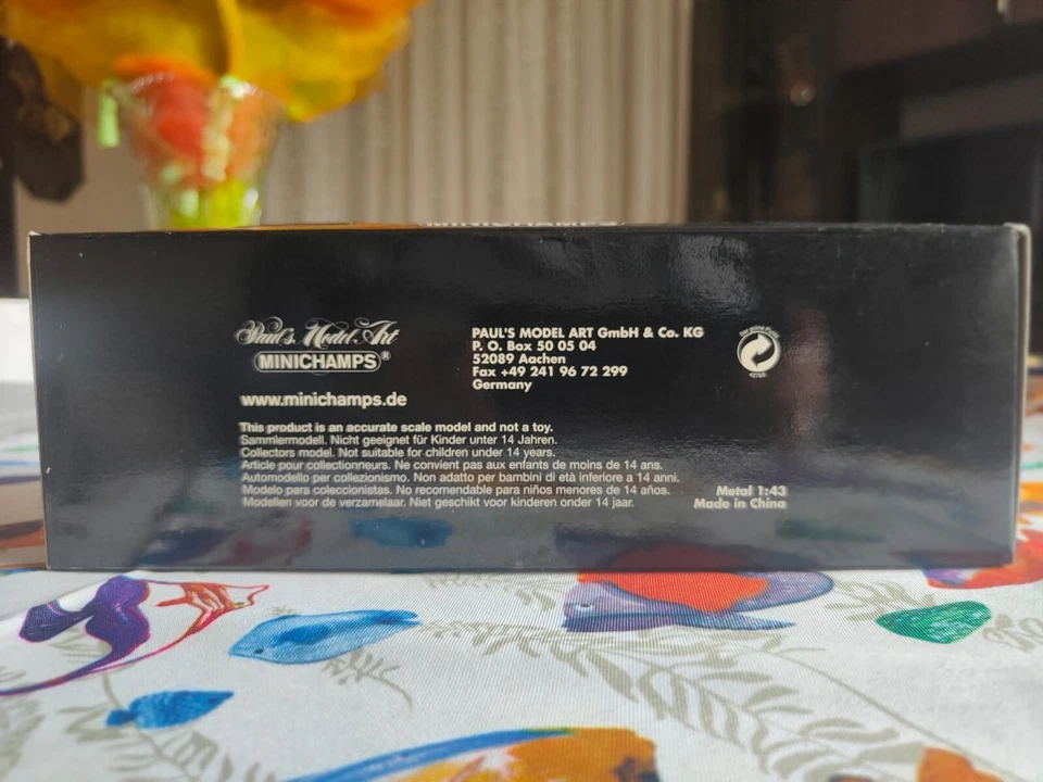 AUTOBUS MINICHAMPS SETRA S8 1953 ROSSO/BEIGE SCALA 1:43 REF.439 030080 - Immagine 3 di 4