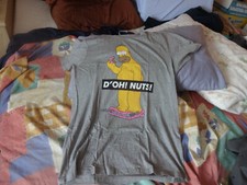 Homer Simpson D'ohnuts t-shirt- Size Medium Unisex clothing