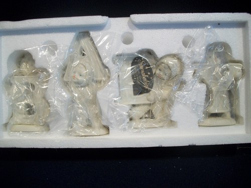 Department 56 Snowbabies "...AND THAT SPELLS BABY" 68923 NEW - Picture 2 of 3
