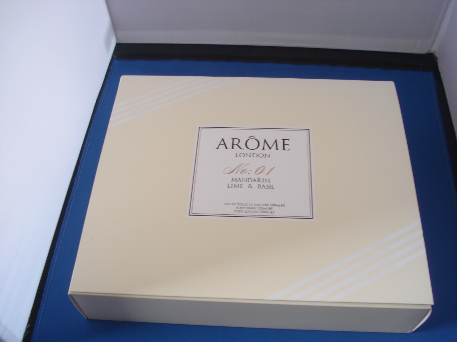 Arome Gift Set No 01 Mandarin Lime Basil Eau De Toilette Body Wash