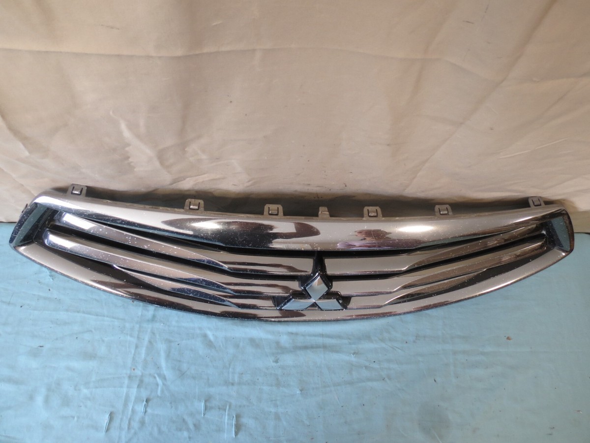 17 18 19 Mitsubishi Mirage Front Upper Grille Grill Panel Chrome