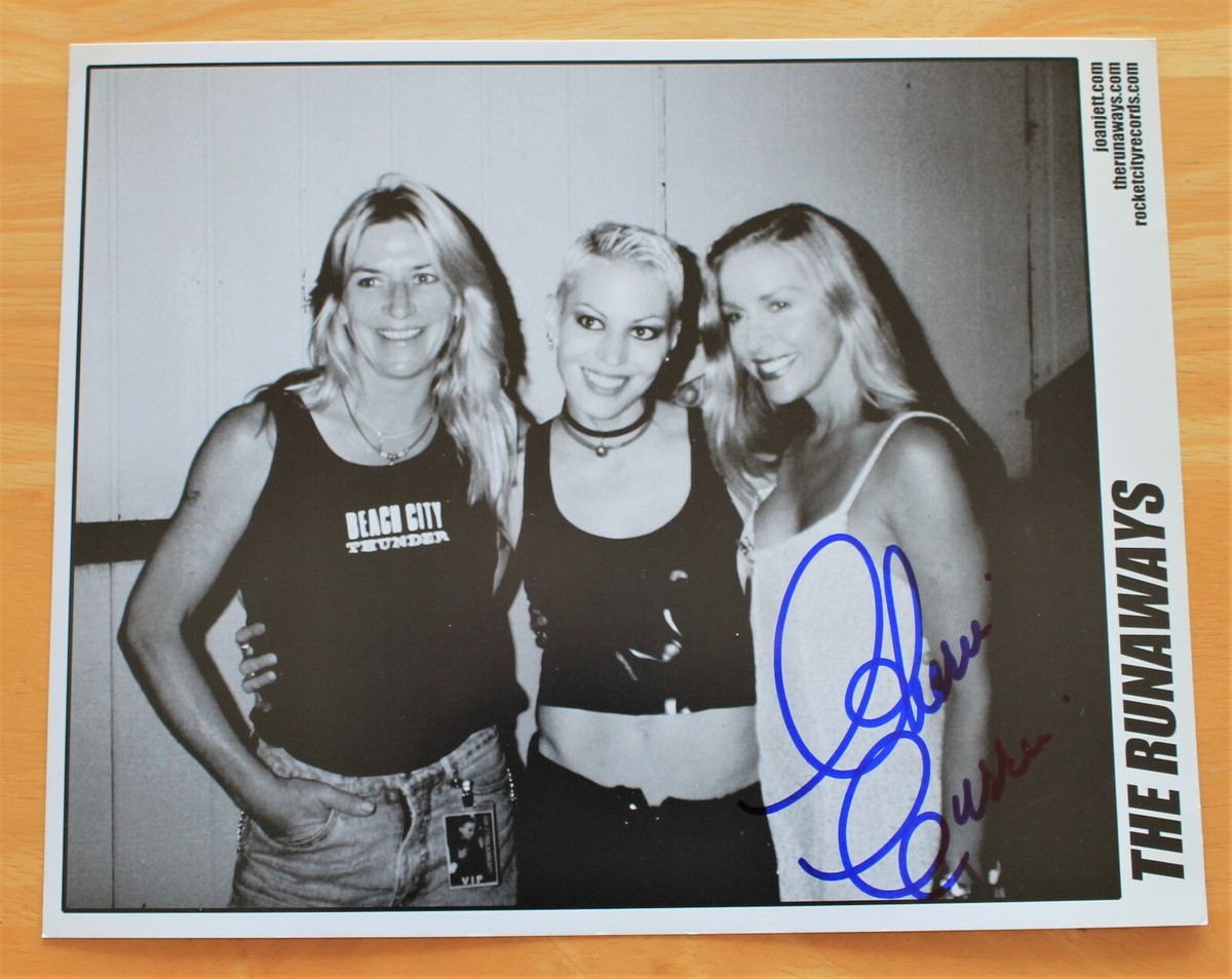 Cherie Currie 8x10 Signed Photo Runaways Joan Sandy Cherie