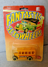 Lledo Hartoy Promotional Oakridge Scool Bus Fantastic Set O Wheels